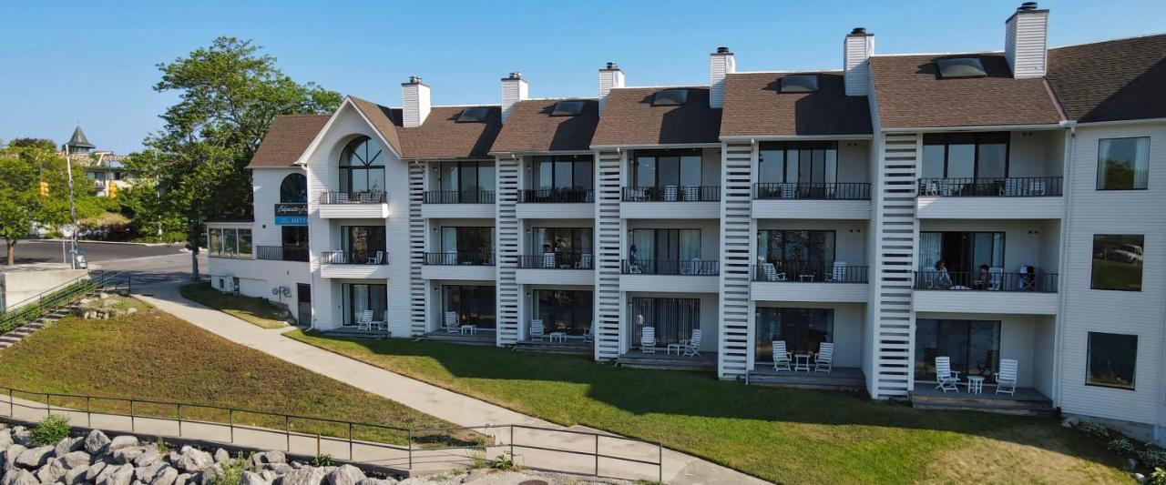 359 Edgewater Inn Charlevoix Exteriör bild